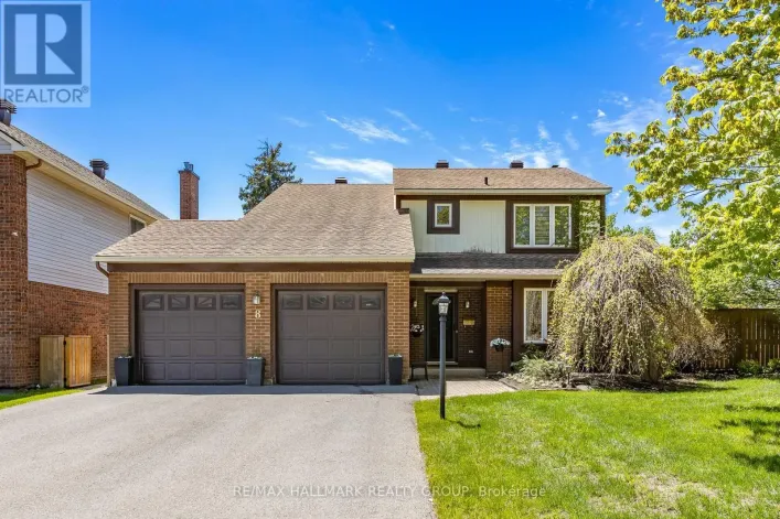 8 TROTTING WAY, Ottawa