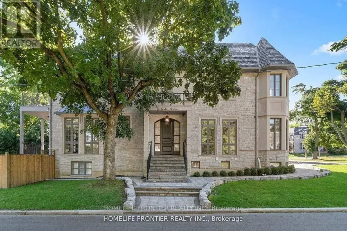 8 VESTA DRIVE, Toronto