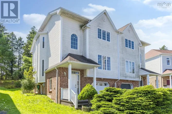 House for sale: 8 Wembley Place, Halifax