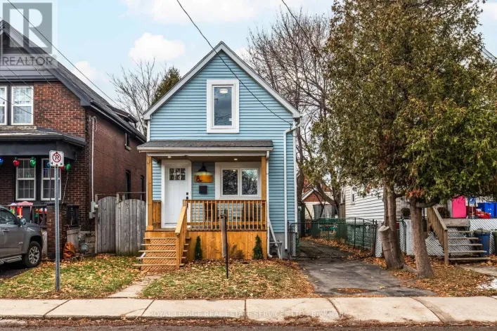 8 WHITFIELD AVENUE, Hamilton