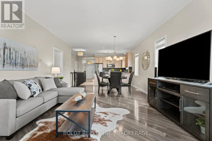 8 WILLOWLANDING COURT, Welland