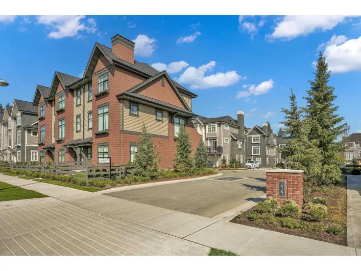 80 14151 58A AVENUE, Surrey