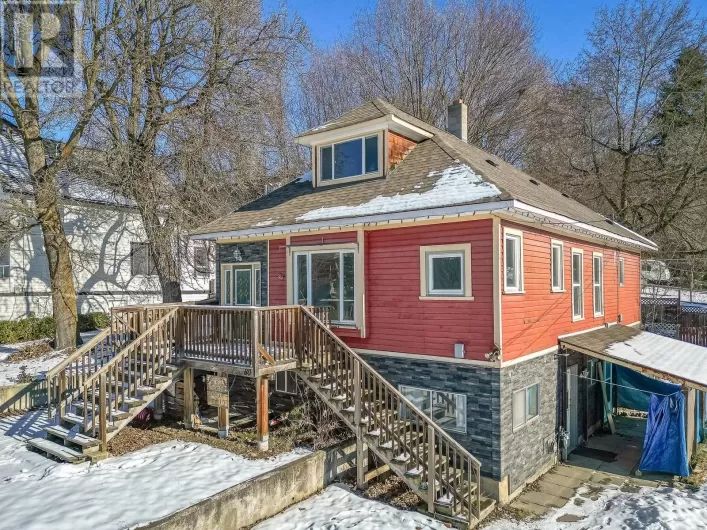 80 6 Street NE, Salmon Arm