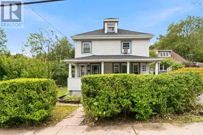 Triplex for sale: 80, 82, 84 Osborne Street, Halifax