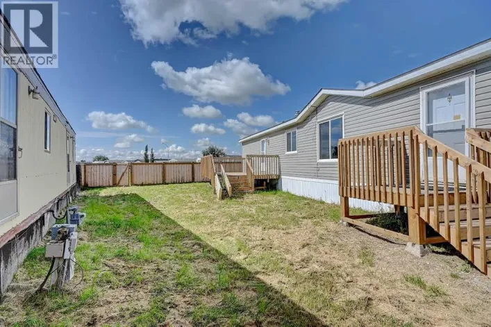 80, 9824 104 Avenue, Clairmont
