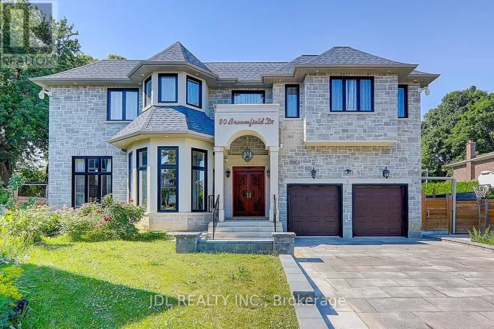 80 BROOMFIELD DRIVE, Toronto