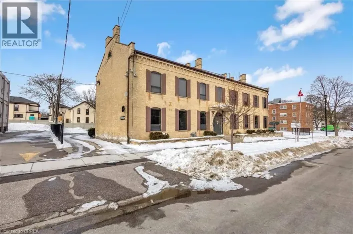 80 CHATHAM Street, Brantford