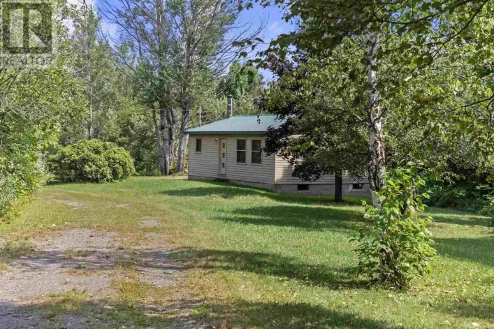 80 Chiblow Lake RD, Iron Bridge