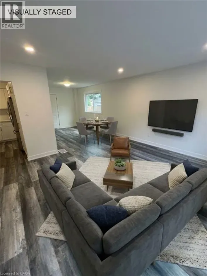 80 DELAWANA Drive, Hamilton