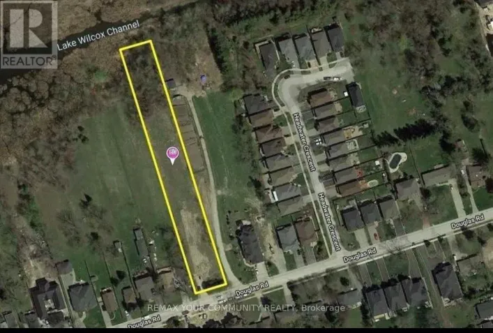 80 DOUGLAS ROAD, Richmond Hill