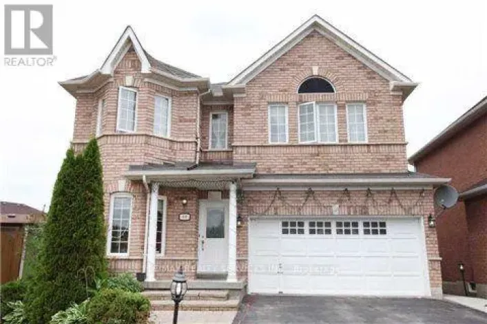 80 FARTHINGALE CRESCENT, Brampton
