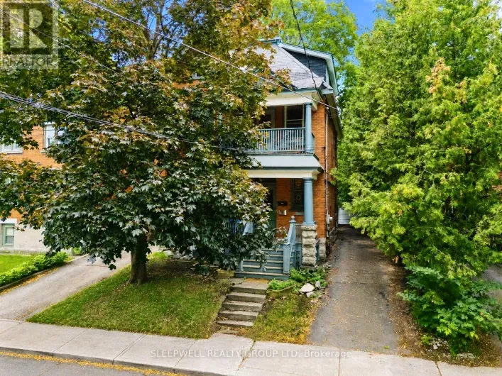 House for sale: 80 FOURTH AVENUE, Ottawa