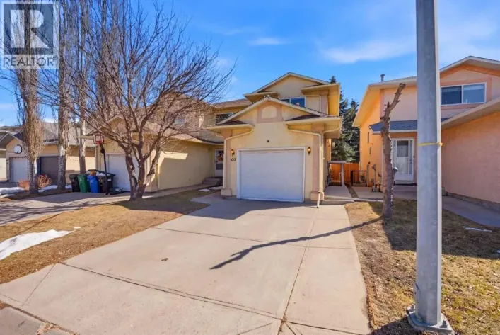 80 Martinglen Way NE, Calgary