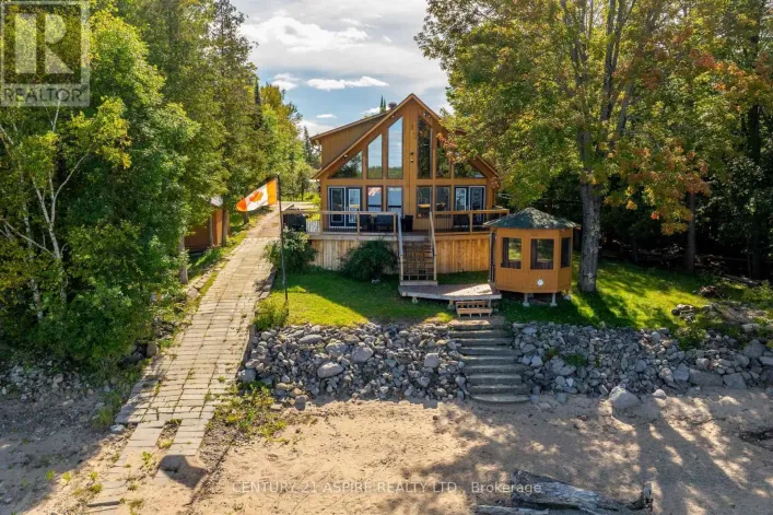 800 FOREST PARK ROAD, Laurentian Valley