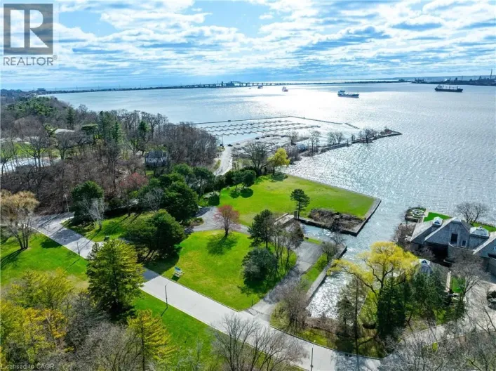 800 LASALLE PARK Road, Burlington