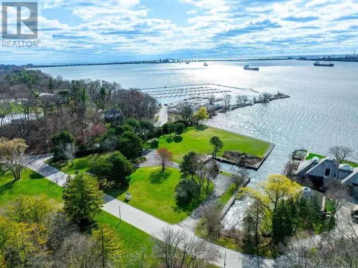 800 LASALLE PARK ROAD, Burlington