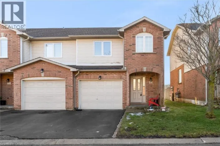 800 PARAMOUNT Drive Unit# 40, Stoney Creek
