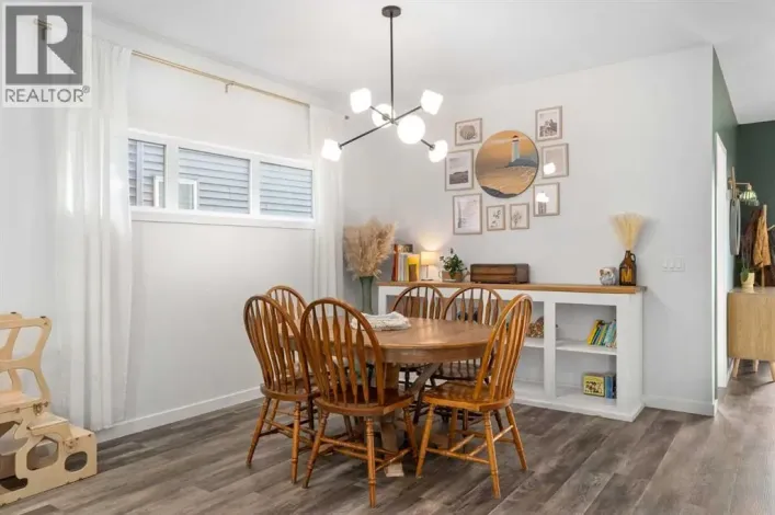 800 Reynolds Manor SW, Airdrie