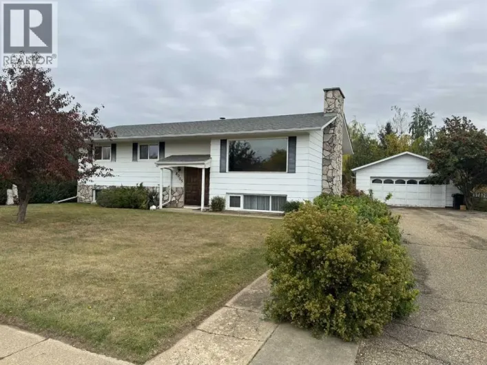 8005 94 Street, Peace River