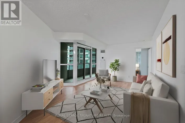 801 - 19 GRAND TRUNK CRESCENT, Toronto