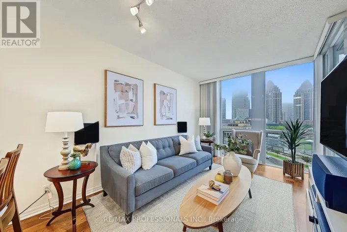 801 - 3939 DUKE OF YORK BOULEVARD, Mississauga