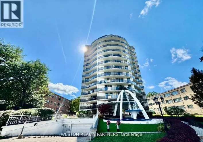 Other for rent: 801 - 44 WALMER ROAD, Toronto