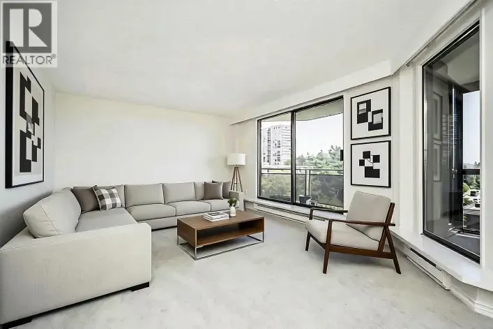 801 444 LONSDALE AVENUE, North Vancouver