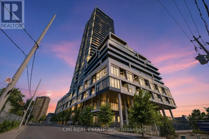 801 - 5 DEFRIES STREET, Toronto