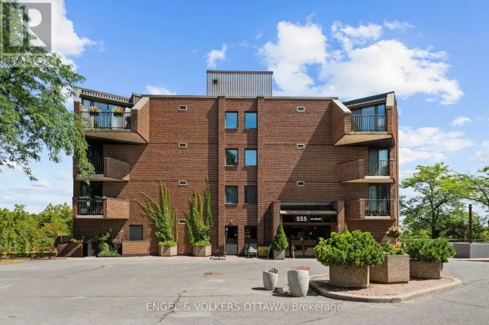 801 - 555 WILBROD STREET, Ottawa