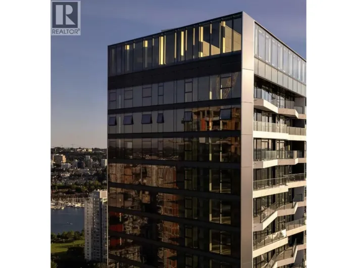 801 889 PACIFIC STREET, Vancouver