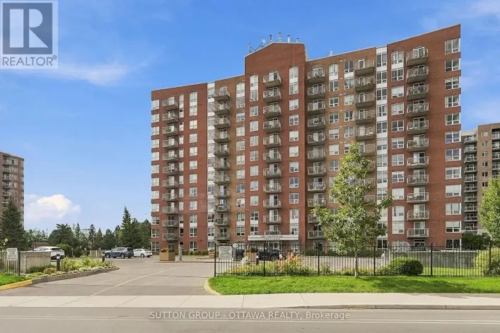 802 - 120 GRANT CARMAN DRIVE, Ottawa