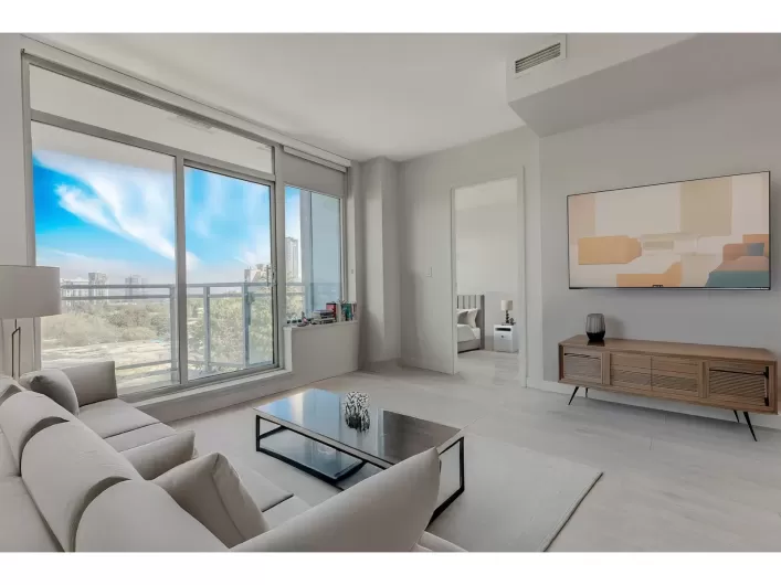 802 13318 104 AVENUE, Surrey