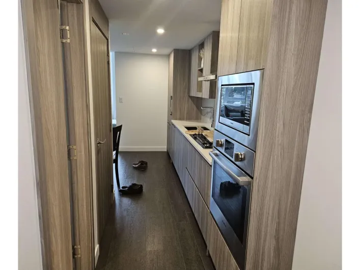 802 13768 100 AVENUE, Surrey