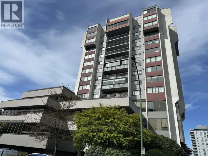 802 1515 EASTERN AVENUE, North Vancouver