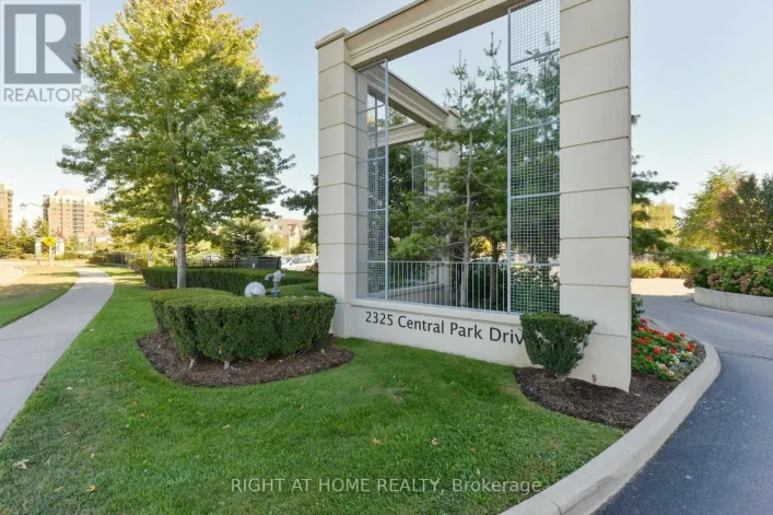 802 - 2325 CENTRAL PARK DRIVE, Oakville