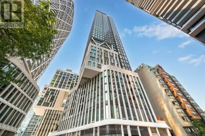 802 - 238 SIMCOE STREET, Toronto