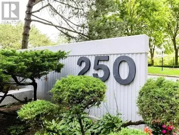 802 - 250 SCARLETT ROAD, Toronto