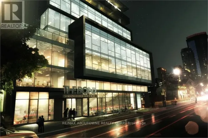 802 - 290 ADELAIDE STREET W, Toronto