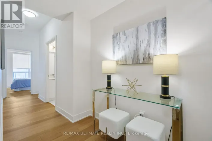 802 - 30 ROEHAMPTON AVENUE, Toronto