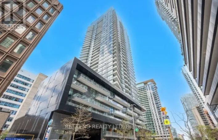 802 - 30 ROEHAMPTON AVENUE, Toronto