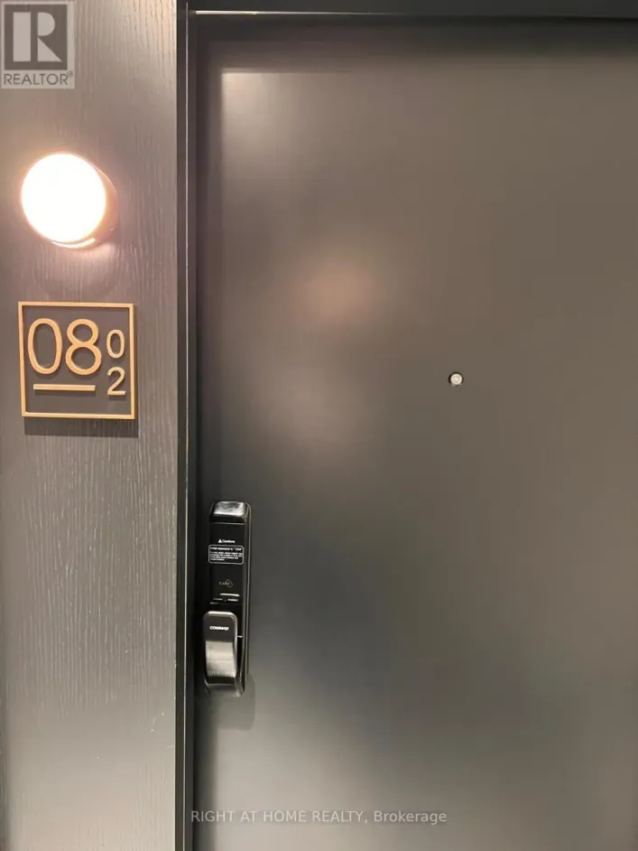 802 - 3200 WILLIAM COLTSON AVENUE E, Oakville