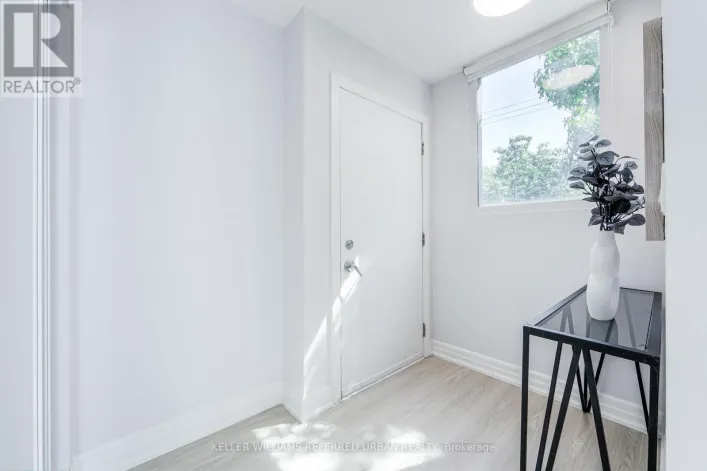 802 - 370 WALLACE AVENUE, Toronto