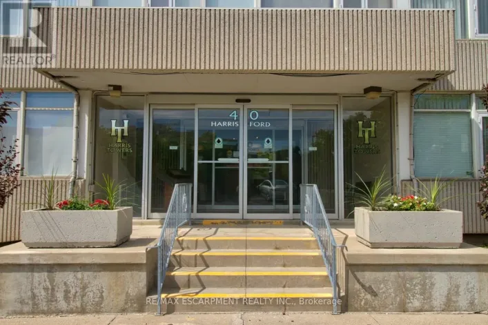 802 - 40 HARRISFORD STREET, Hamilton