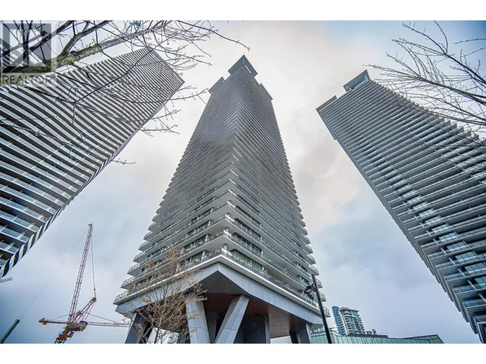 802 4730 LOUGHEED HIGHWAY, Burnaby