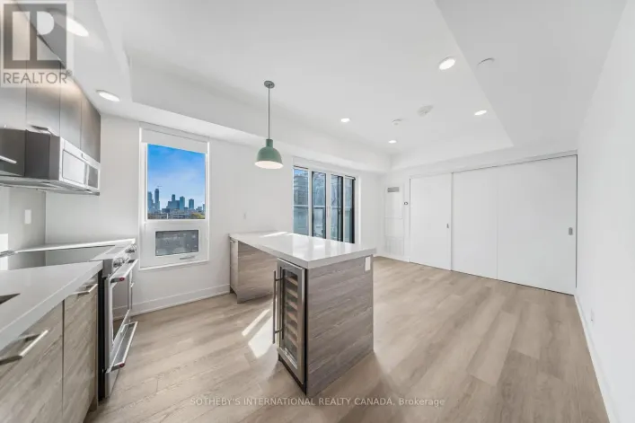 802 - 484 SPADINA AVENUE, Toronto