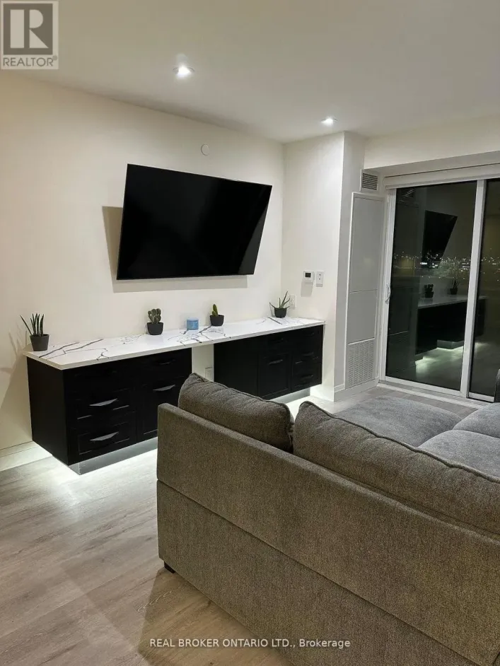 802 - 58 LAKESIDE TERRACE, Barrie