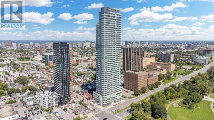 802 - 805 CARLING AVENUE, Ottawa