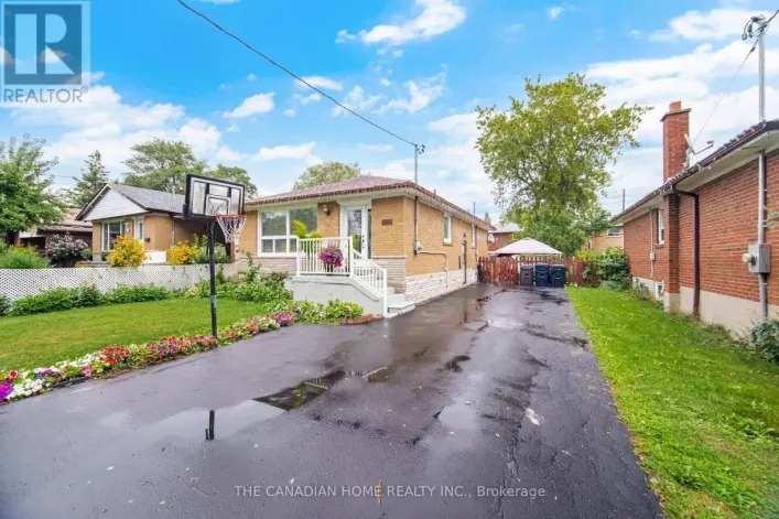 802 BRIMORTON DRIVE, Toronto