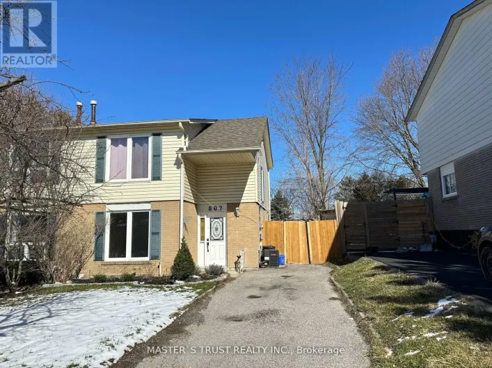 802 GREENFIELD CRESCENT, Newmarket