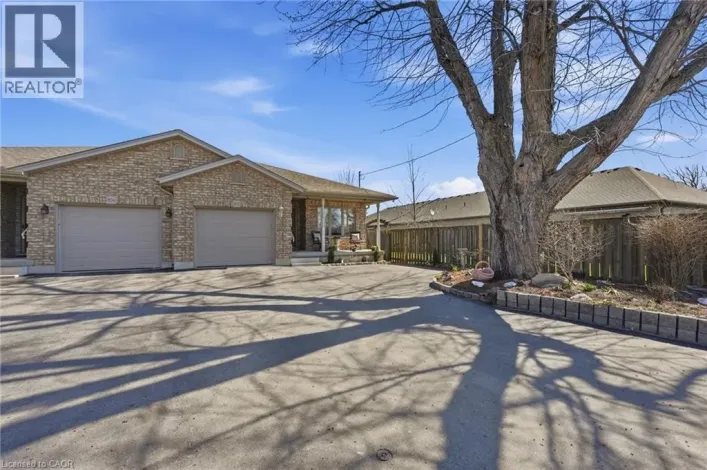 802 MAIN Street, Port Dover